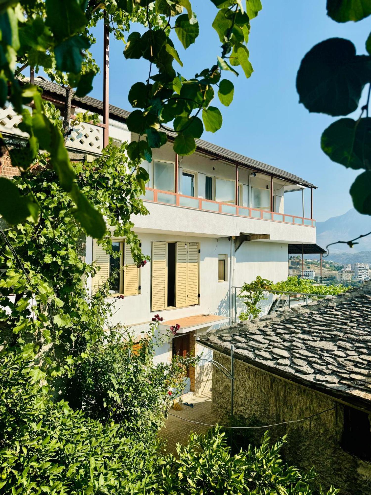 Guesthouse Shtino Gjirokastër Eksteriør billede