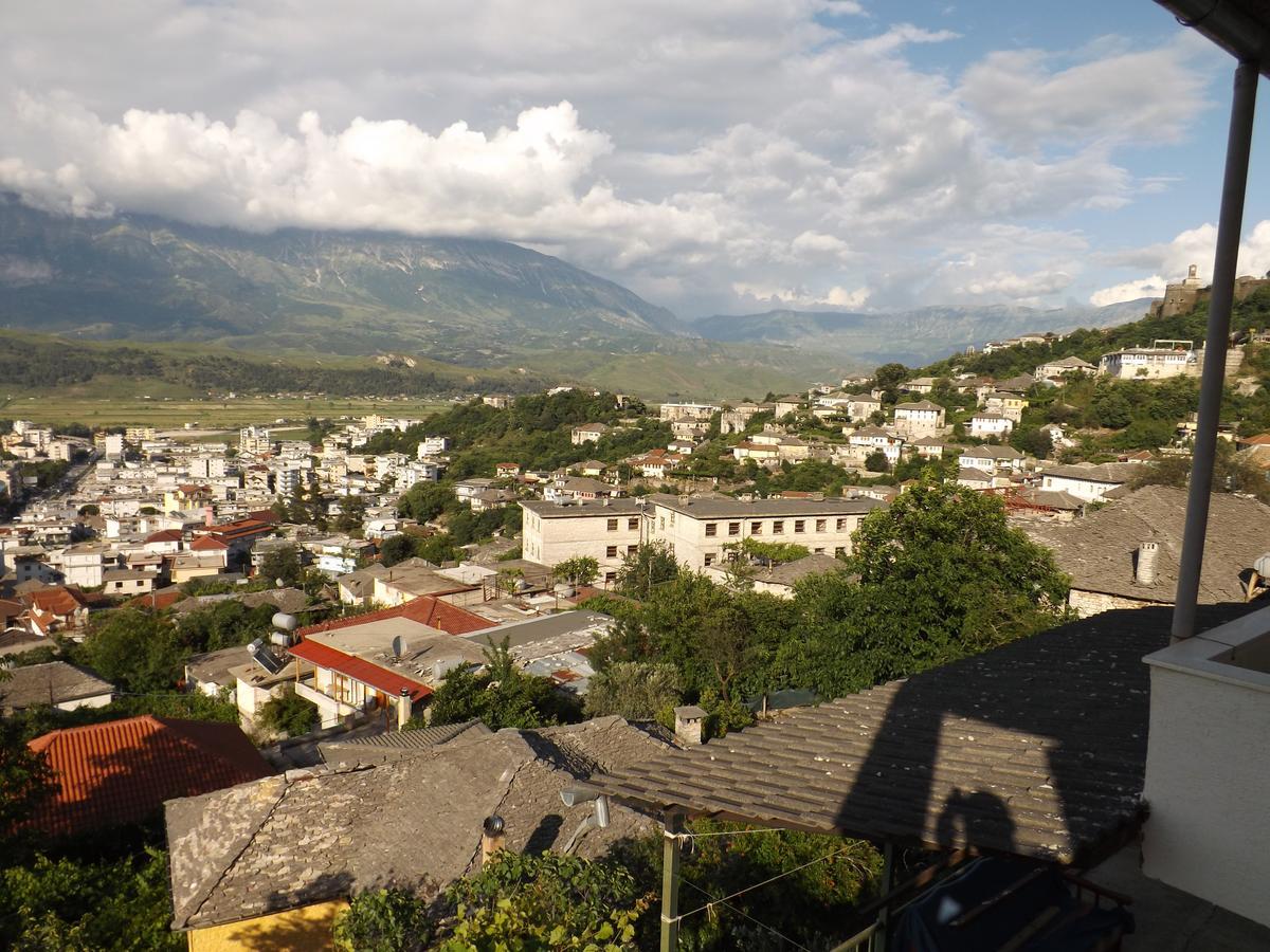 Guesthouse Shtino Gjirokastër Eksteriør billede